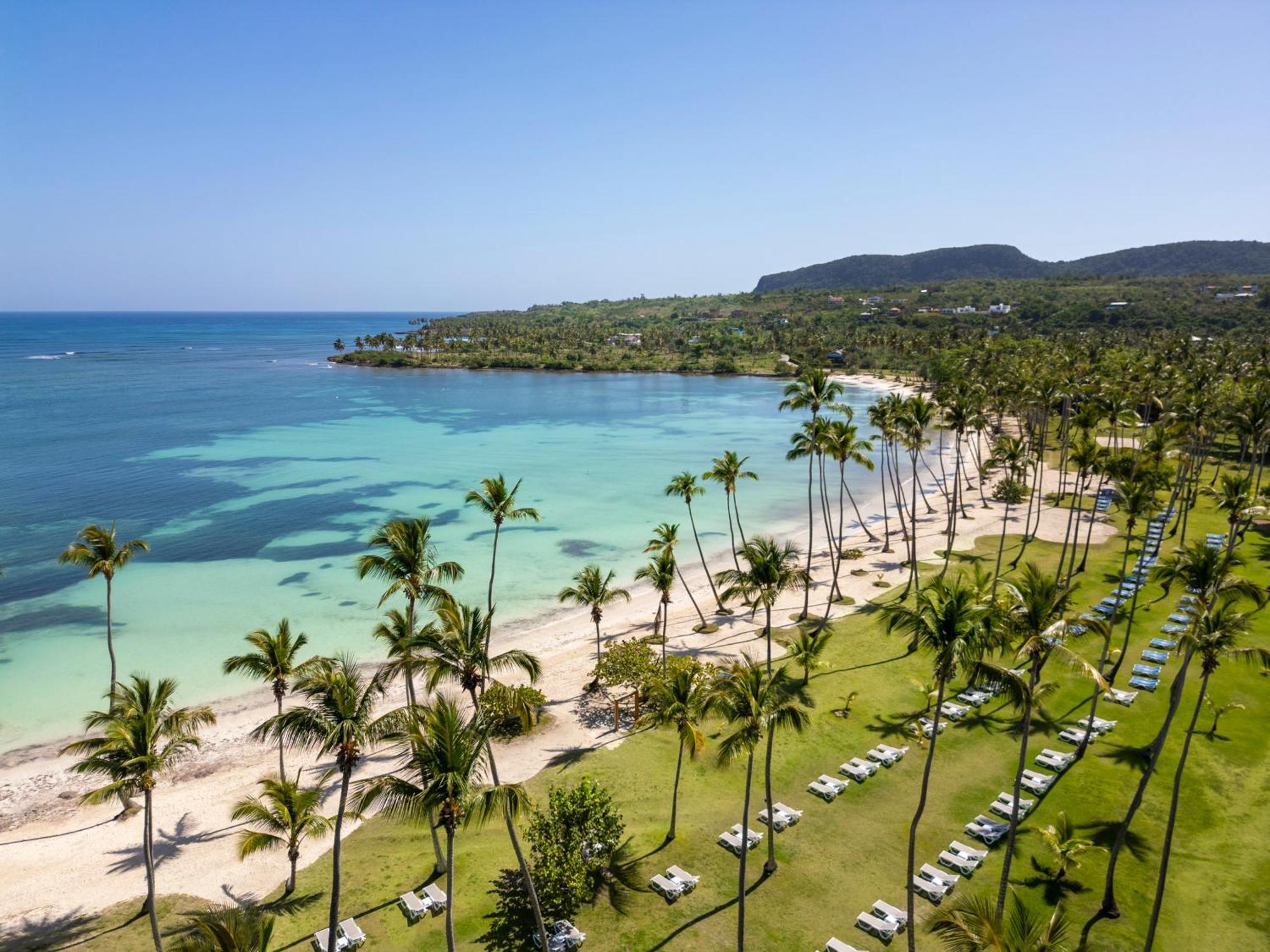 Wyndham Alltra Samana All Inclusive Resort Exterior photo