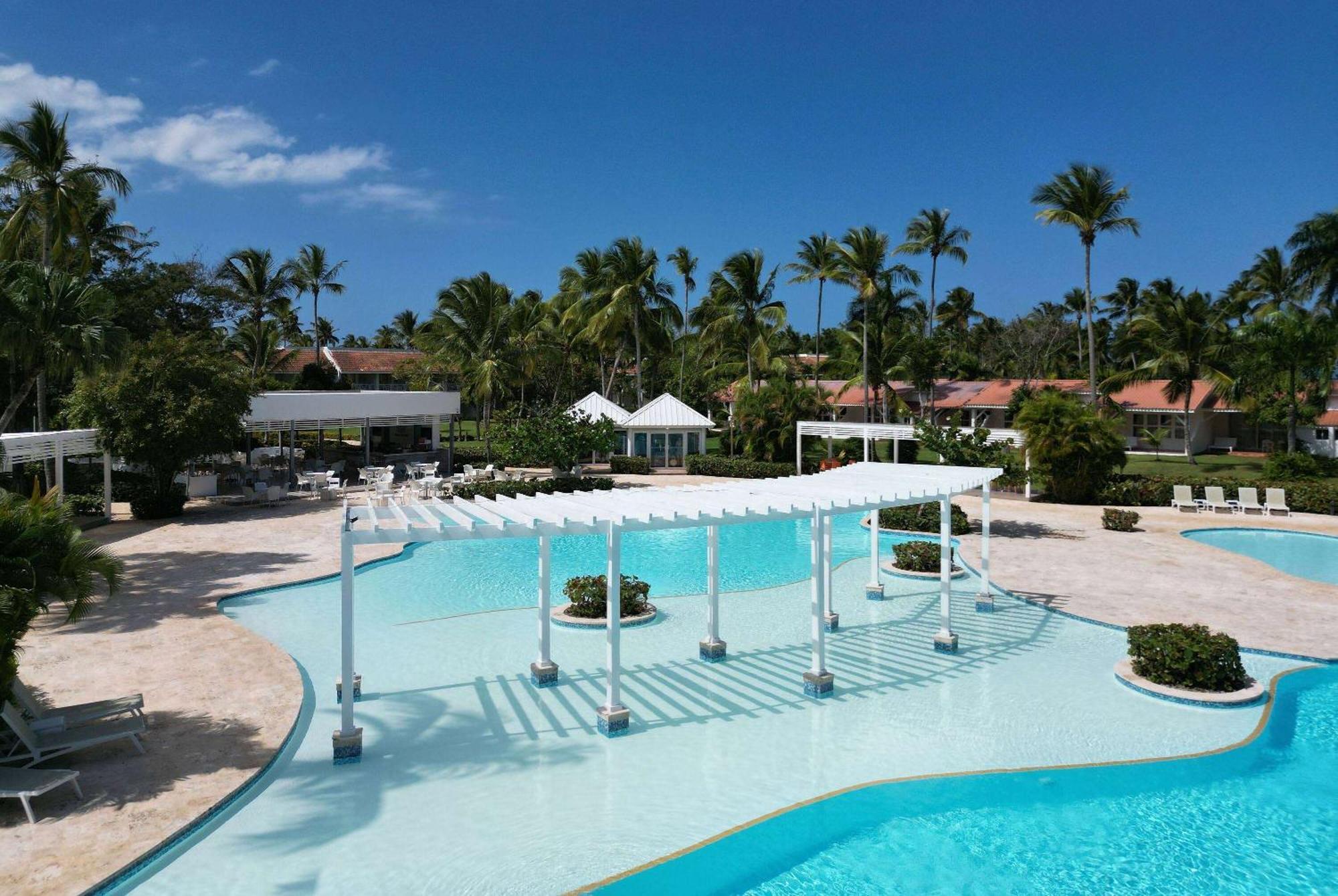Wyndham Alltra Samana All Inclusive Resort Exterior photo