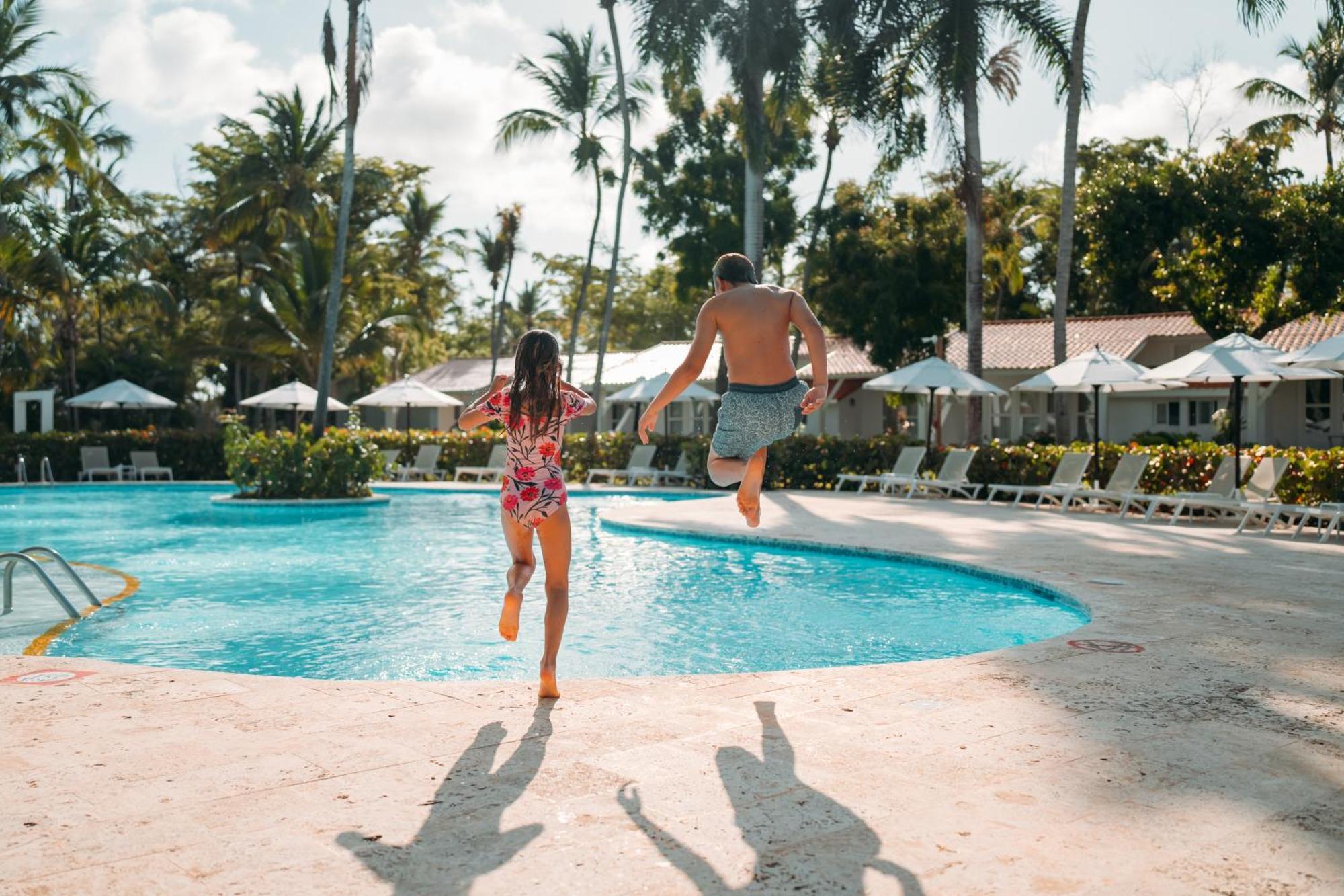 Wyndham Alltra Samana All Inclusive Resort Exterior photo