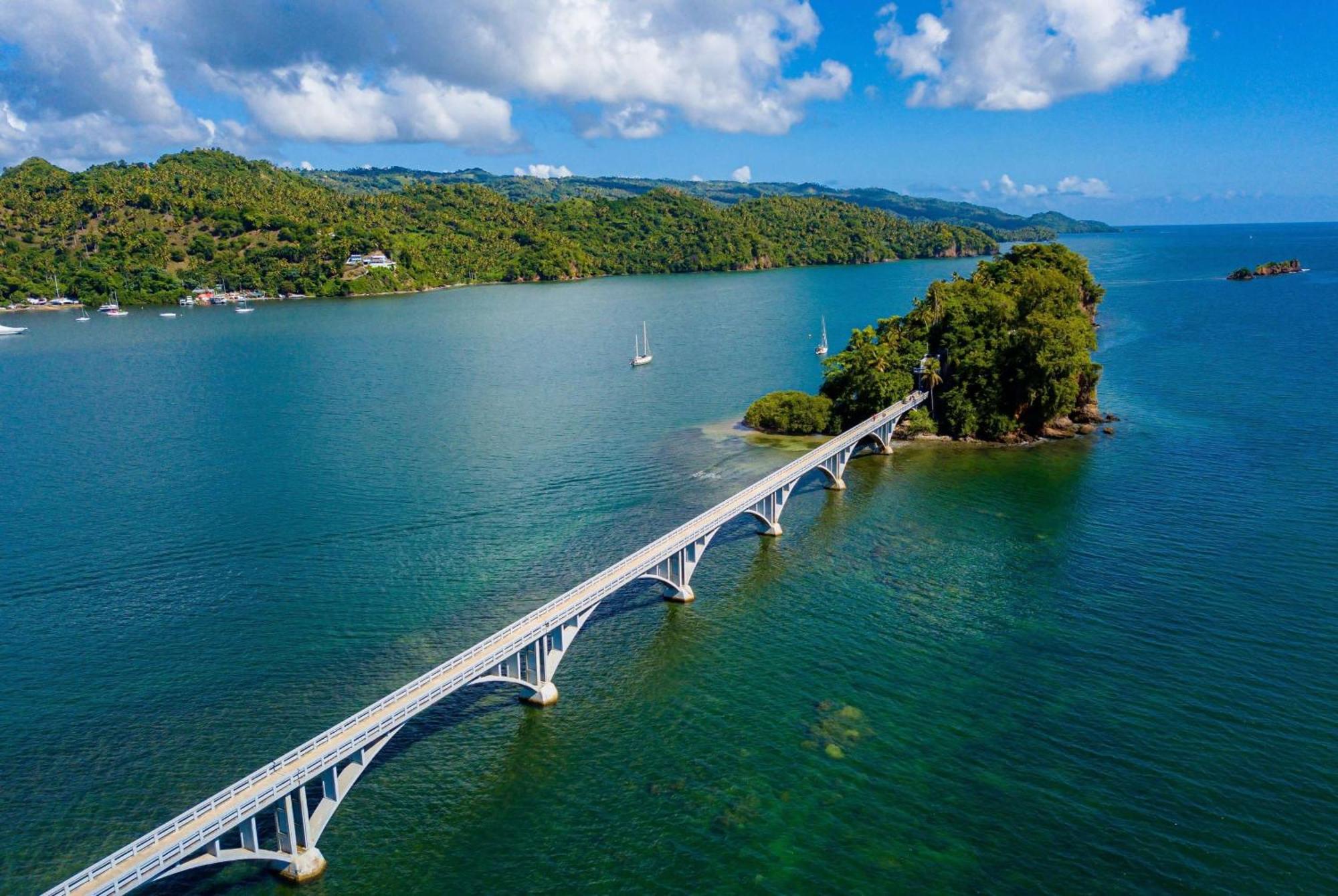 Wyndham Alltra Samana All Inclusive Resort Exterior photo